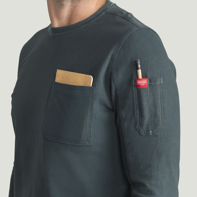 Men's Heavyweight Long Sleeve Cotton Pocket T-Shirt image number 16