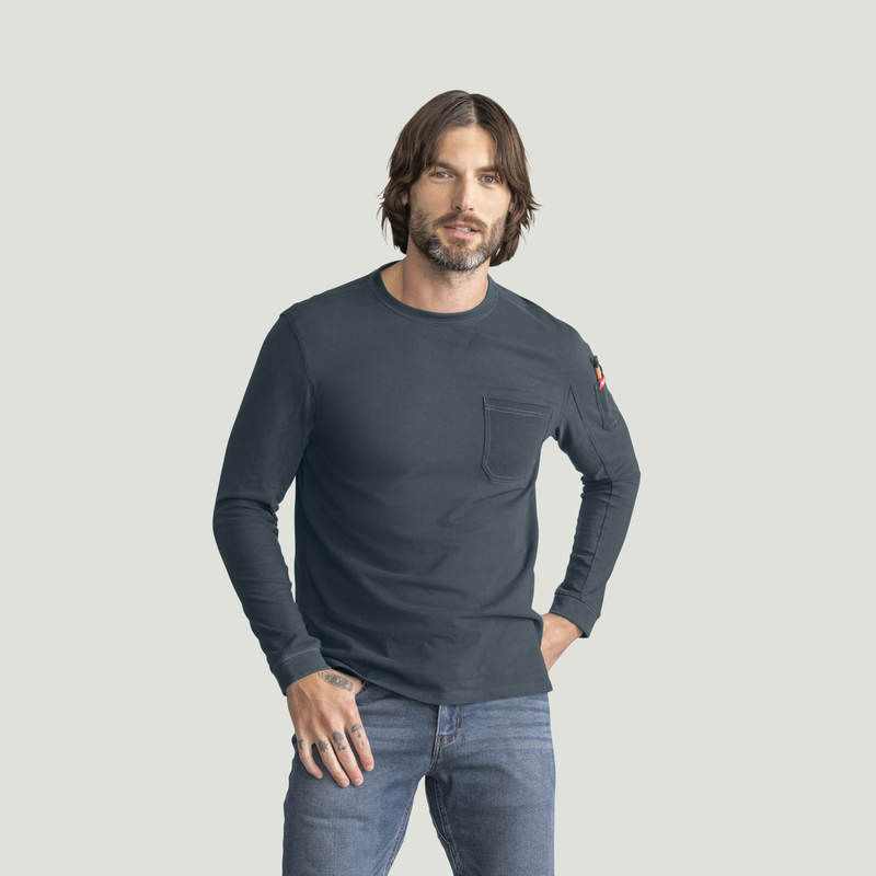 Men's Heavyweight Long Sleeve Cotton Pocket T-Shirt image number 1