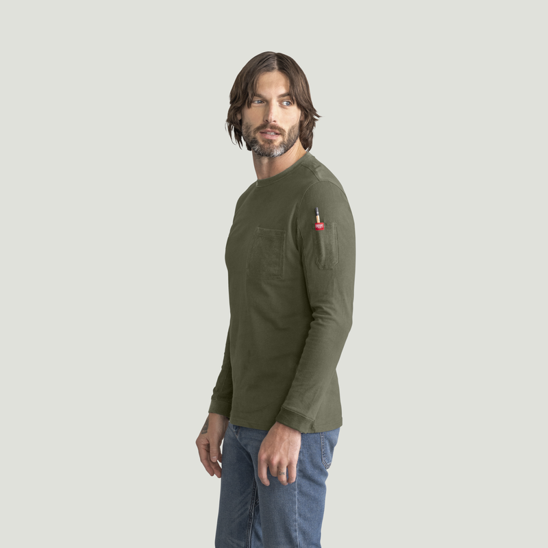 Men's Heavyweight Long Sleeve Cotton Pocket T-Shirt image number 3