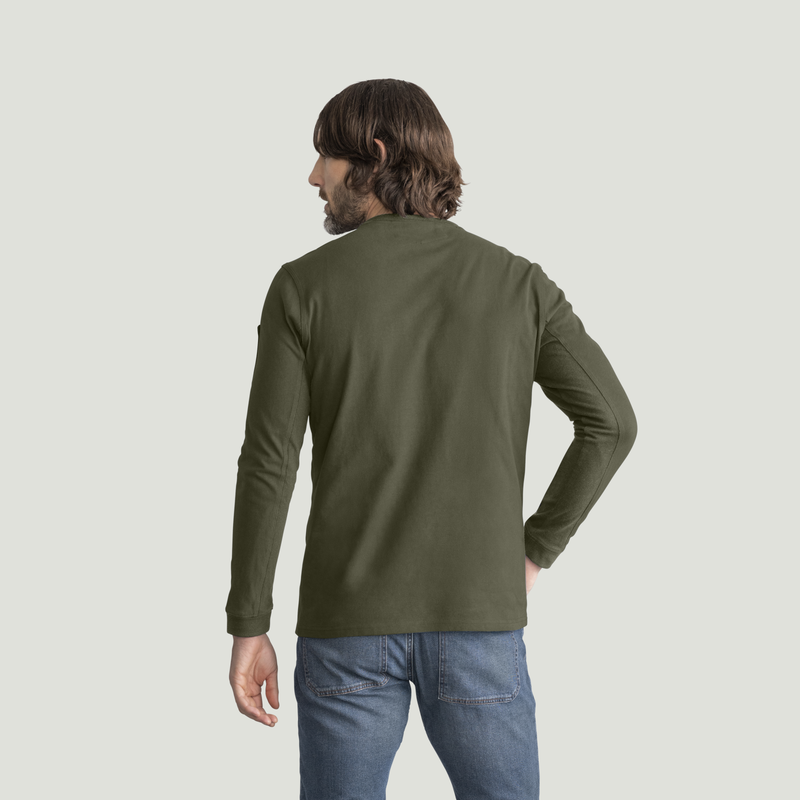 Men's Heavyweight Long Sleeve Cotton Pocket T-Shirt image number 2