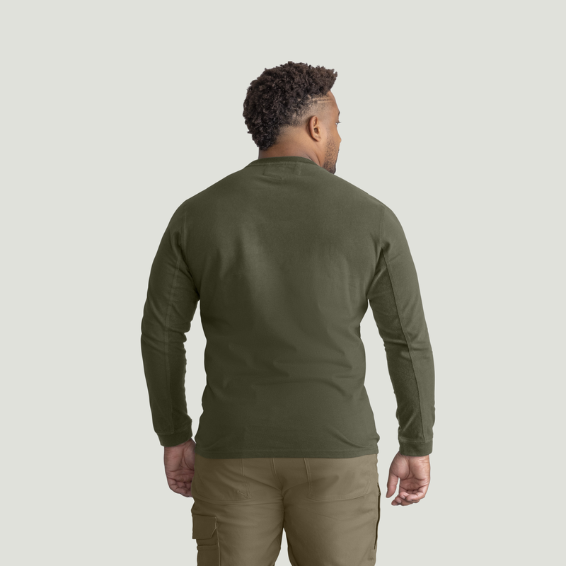 Men's Heavyweight Long Sleeve Cotton Pocket T-Shirt image number 6