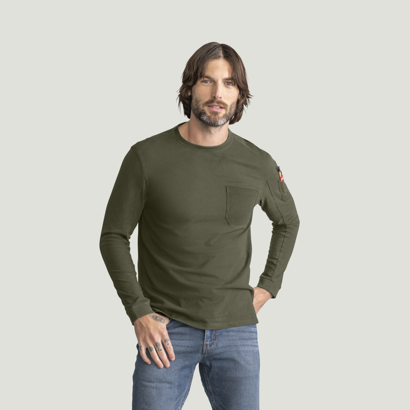 Men's Heavyweight Long Sleeve Cotton Pocket T-Shirt image number 1