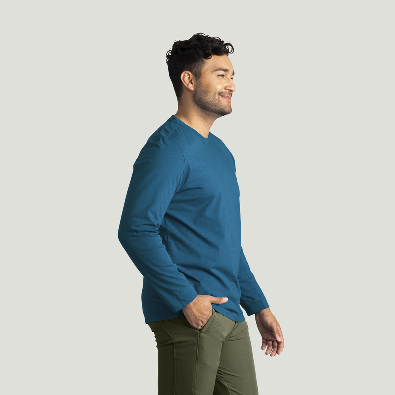 Men's Midweight Long Sleeve Performance Tee image number 8