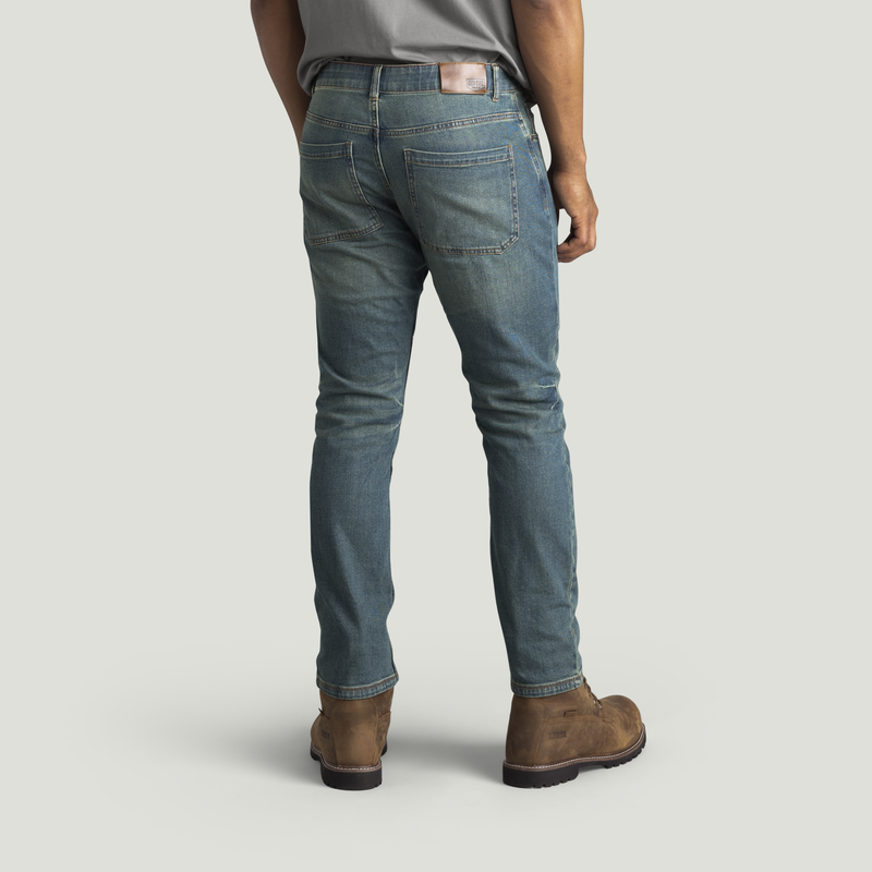 Men's Straight Fit Lightweight Cooling Jean image number 3