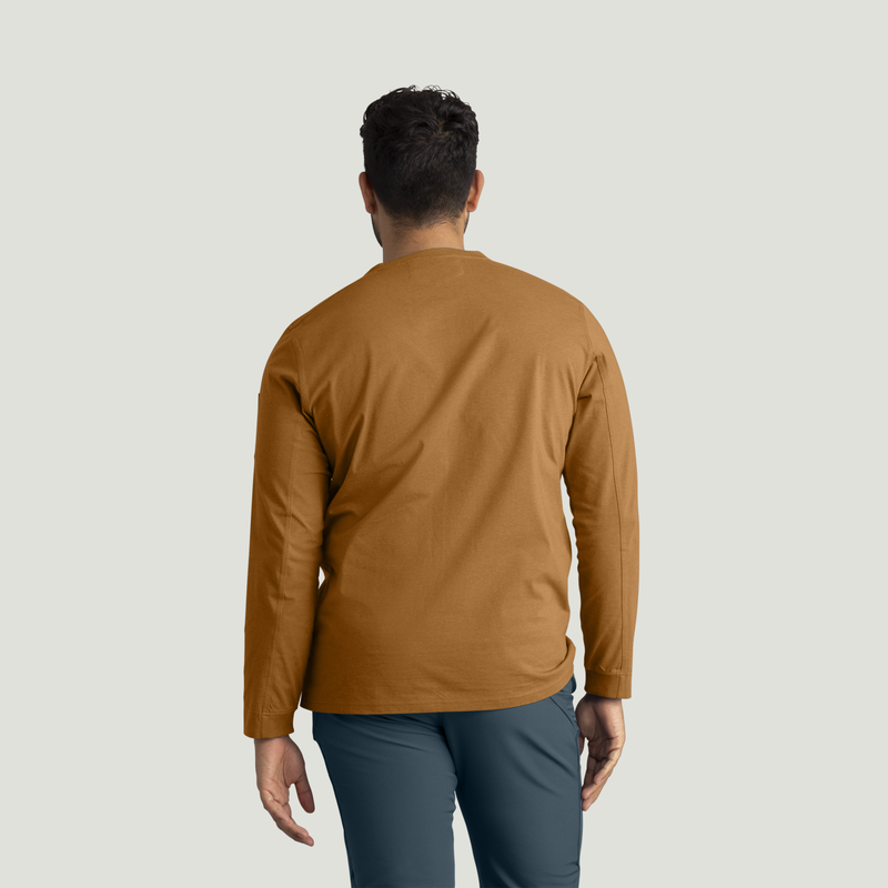 Men's Midweight Long Sleeve Performance Tee image number 6