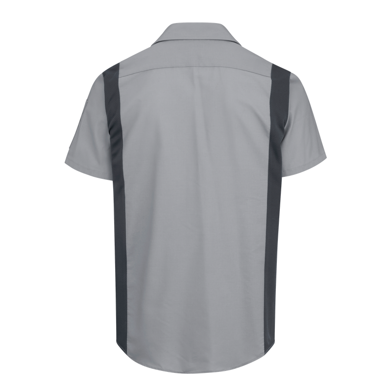Men's Short Sleeve Performance Plus Shop Shirt With Oilblok Technology image number 2