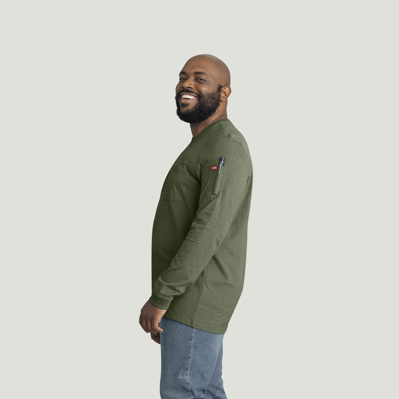 Men's Heavyweight Long Sleeve Cotton Pocket T-Shirt image number 7