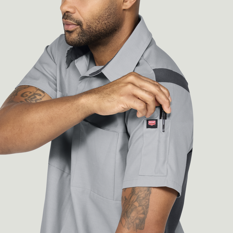 Men's Short Sleeve Performance Plus Shop Shirt With Oilblok Technology image number 8