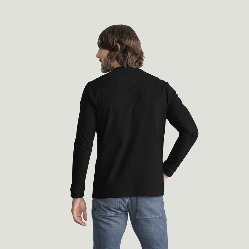 Men's Heavyweight Long Sleeve Cotton Pocket T-Shirt image number 2