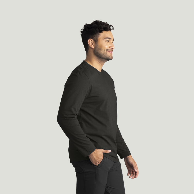 Men's Midweight Long Sleeve Performance Tee image number 8